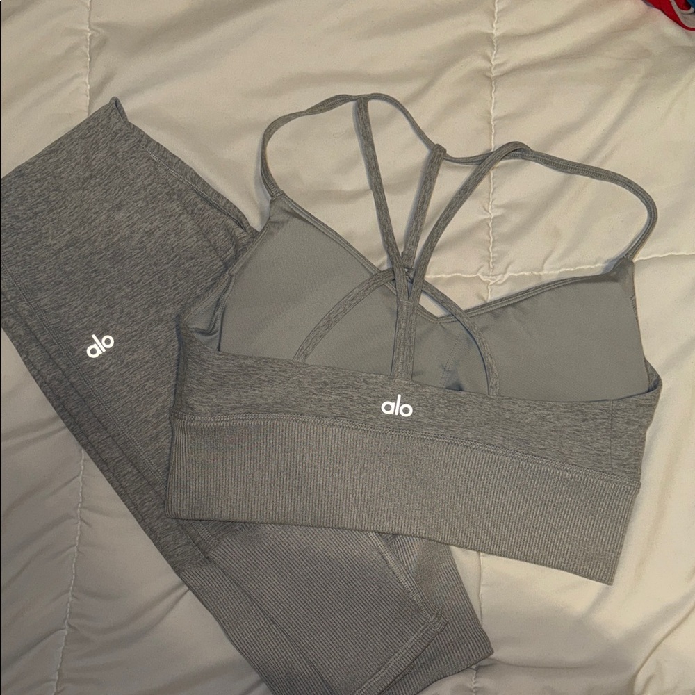 ALO Yoga Gray Sports Bra and Leggings Set